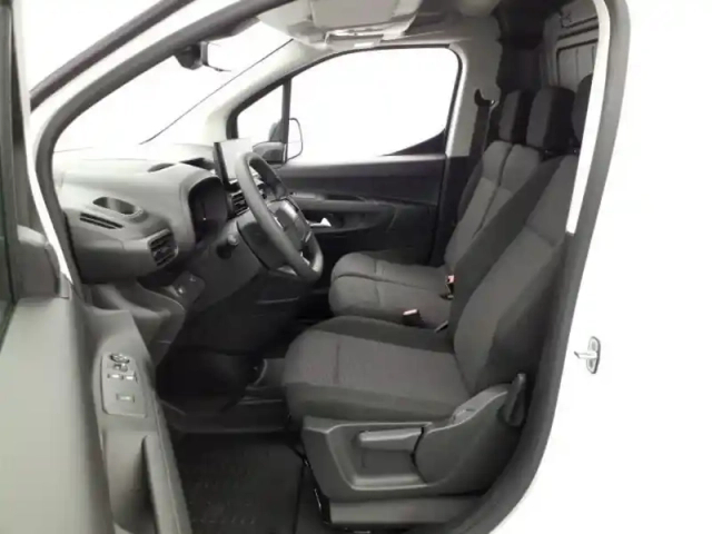Fiat Doblo fg m diesel 130ch pack premium connect — photo 9