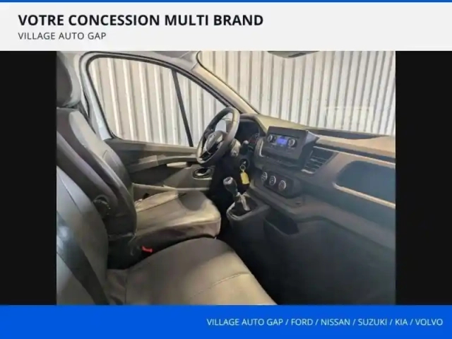 Renault Trafic fg l2h1 3t 2.0 blue dci 130ch confort — photo 8