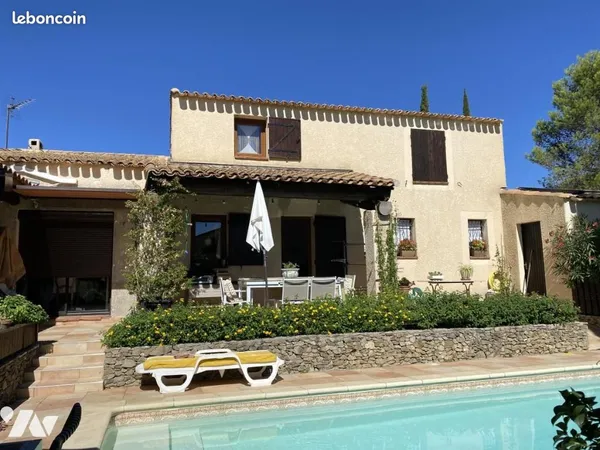 Maison 5 pièces 160 m²