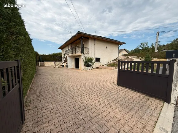 Villa 6 pièces 152 m²