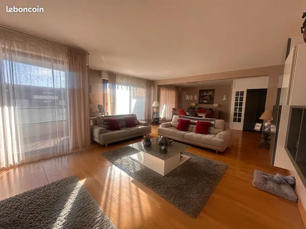 Appartement 5 pièces 140 m²