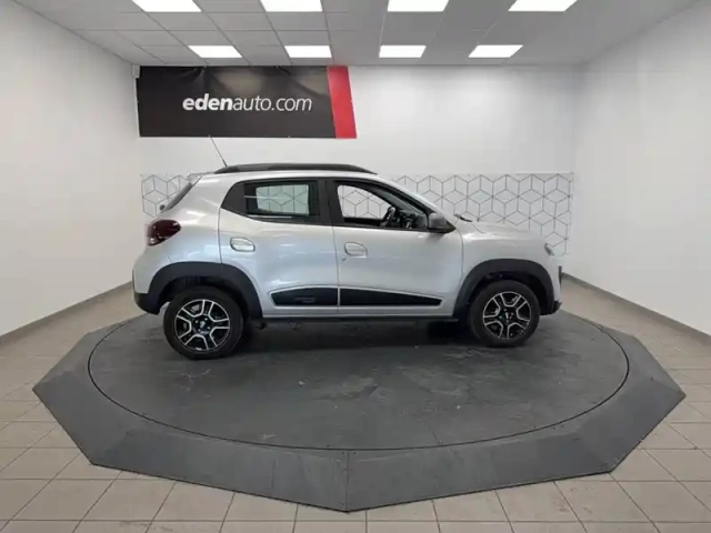Dacia Spring — photo 3