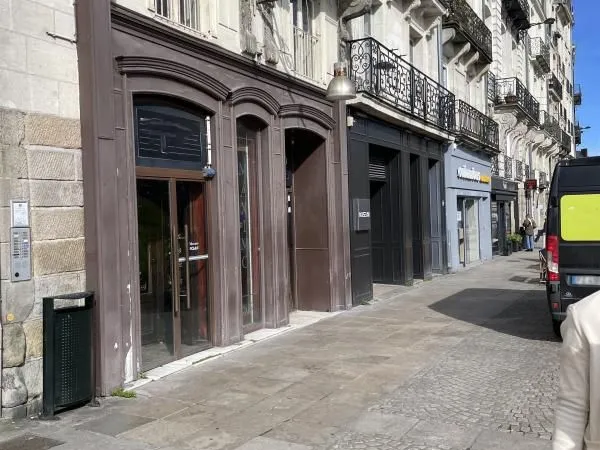 Local commercial 66 m²