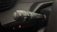 Peugeot 2008 1.2 PureTech 130ch S&S Style — photo 23