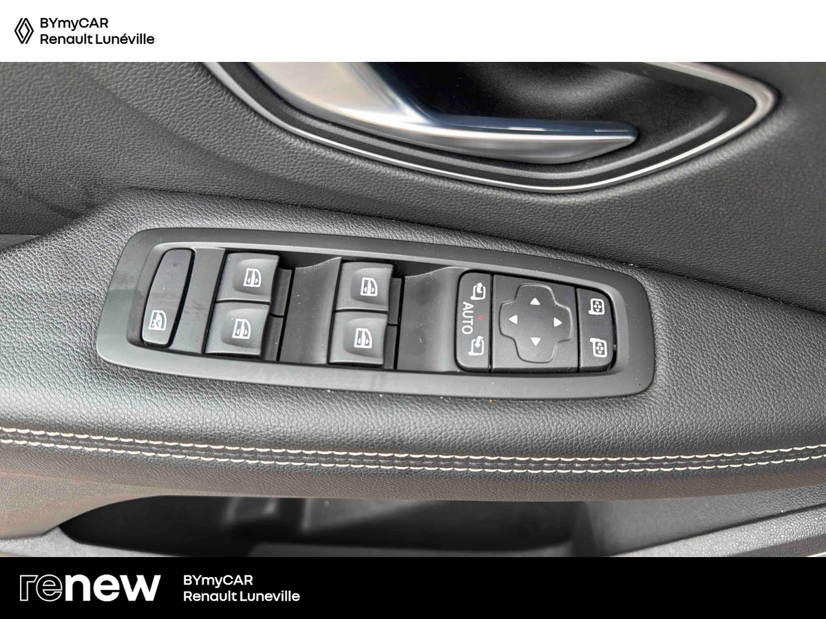 Renault Scenic Blue dCi 120 - 21 — photo 20
