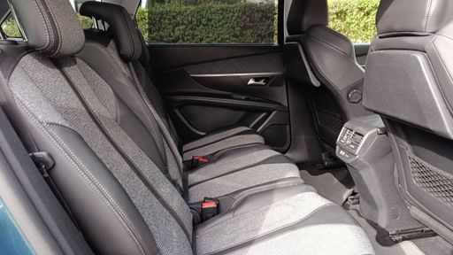 Peugeot 5008 1.2 PureTech 130 EAT6 - Allure – 2018 – 112488 km – Essence – Boîte Automatique — photo 14