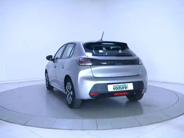 Peugeot 208 puretech 100 s&amp;s bvm6 — photo 7