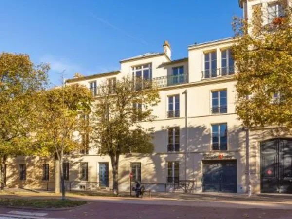 Bureaux 455 m²