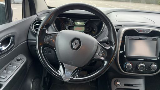 Renault Captur 1.5 dCi Energy 90 EDC6 - Business – 2016 – 146863 km – Diesel – Boîte Automatique — photo 27