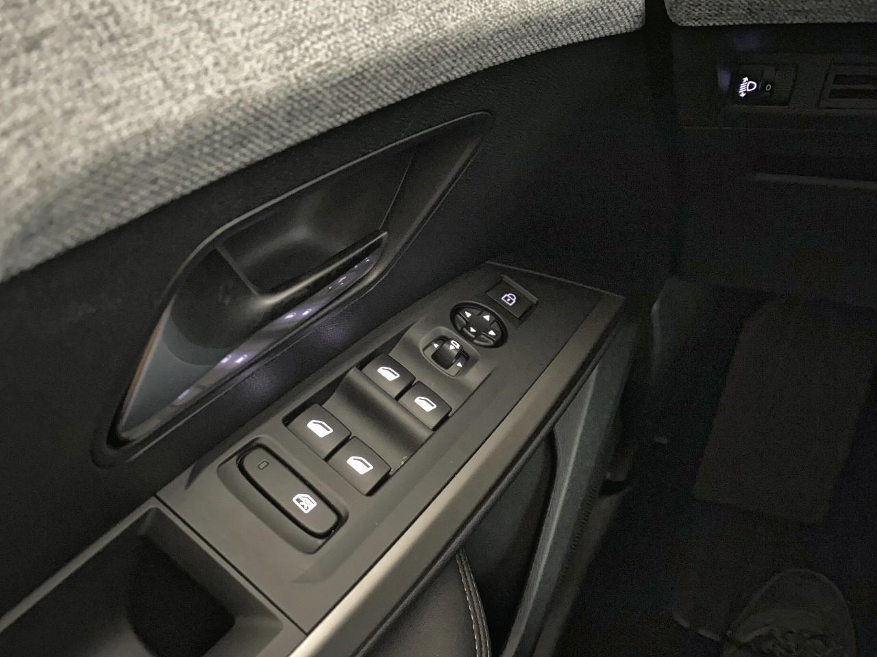 Peugeot 3008 electrique 210 ch 73 kwh allure — photo 20