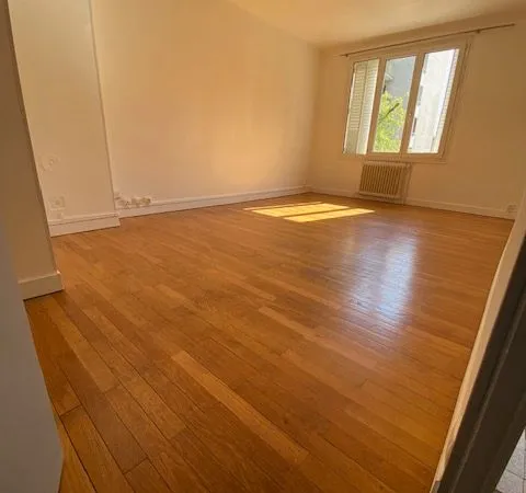 Loue appart F4 - Av. Jeanne d'Arc, nGrenoble