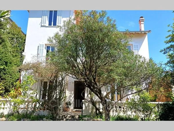 Demeure 6 pièces 143 m²