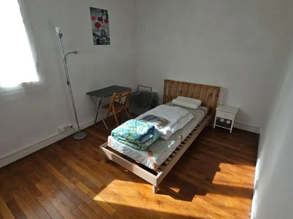 Chambre dans F3