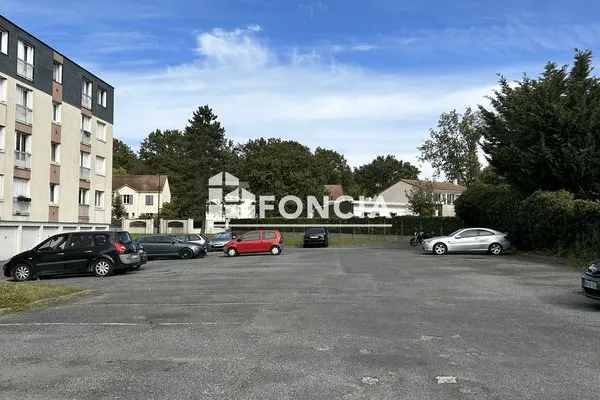 Parking 104 m²