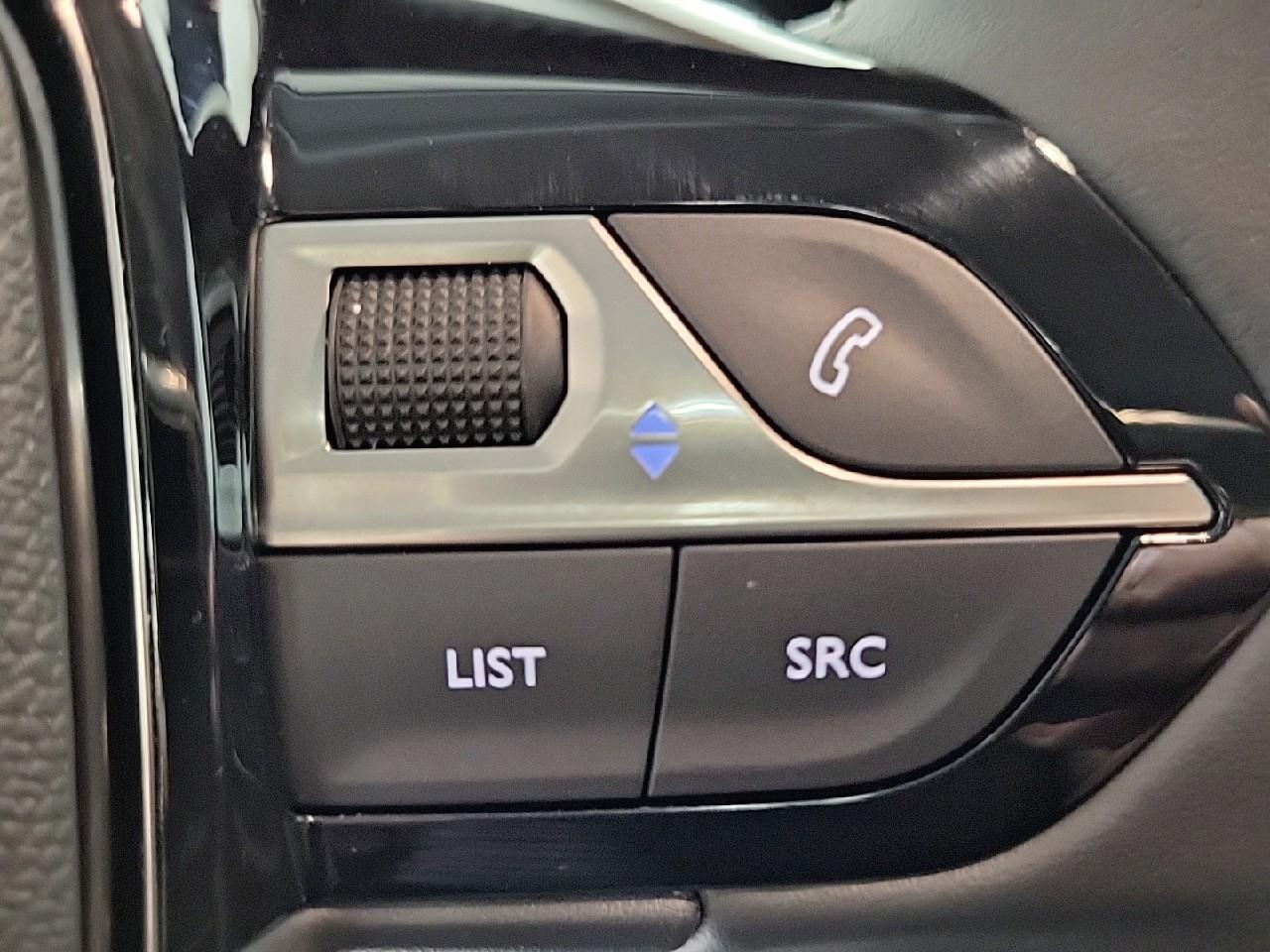 Peugeot 208 puretech 75 s&s bvm5 style — photo 19