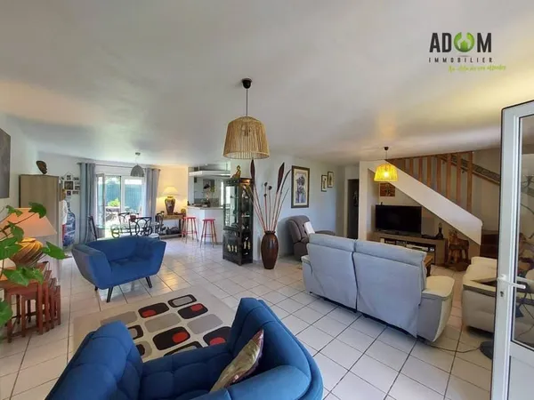 Maison 7 pièces 225 m²
