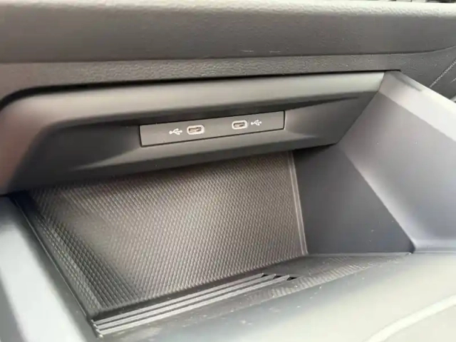 Volkswagen Golf 1.5 ehybrid 204 dsg6 — photo 49