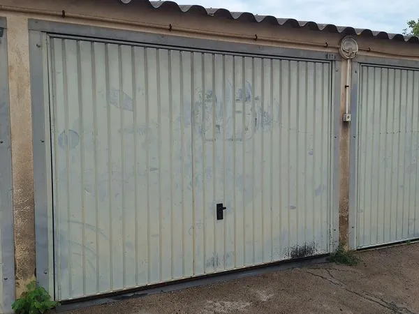 Garage à vendre