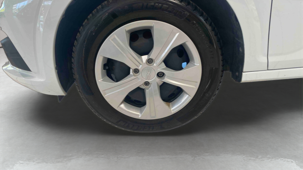 Dacia Sandero SCe 65 GSR2 — photo 14
