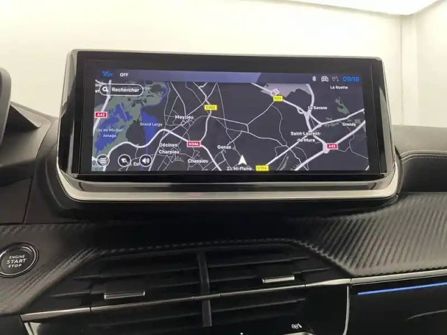 Peugeot 208 hybrid 110 e-dcs6 — photo 20