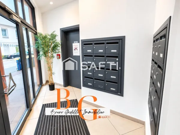 T2 état neuf + parking en s/sol