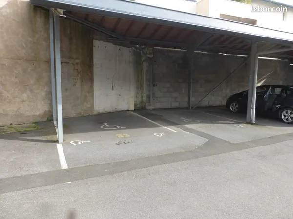 Emplacements de PARKING