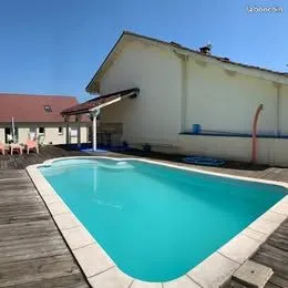 Maison bressane de charme 180 m² - Piscine, studio & dépendances