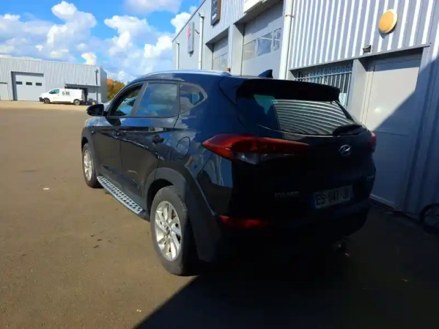 Hyundai Tucson 1.7 crdi 115 2wd — photo 3