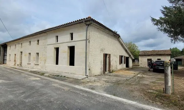 Maison 4 pièces 225 m²