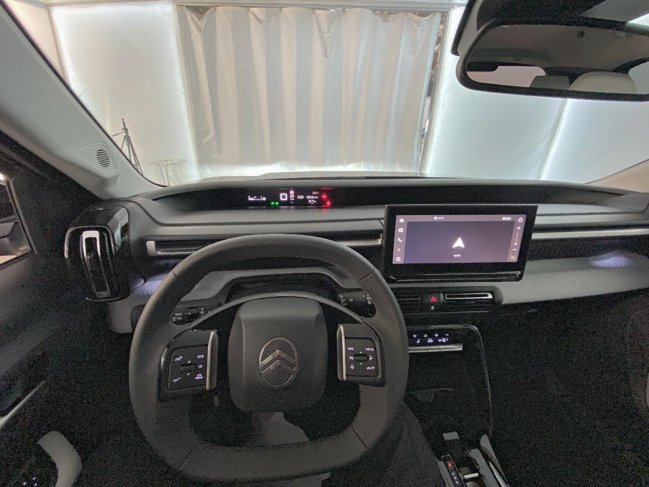 Citroën C3 Aircross hybride 145 ch aut max — photo 12