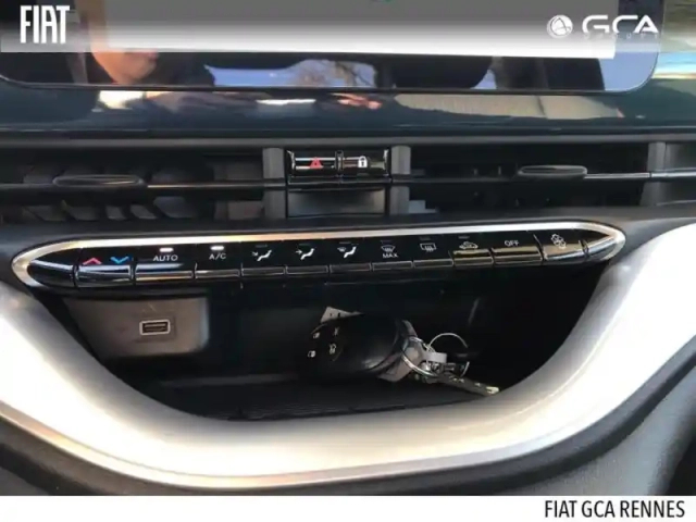 Fiat 500 e 118ch pack confort my23 — photo 11