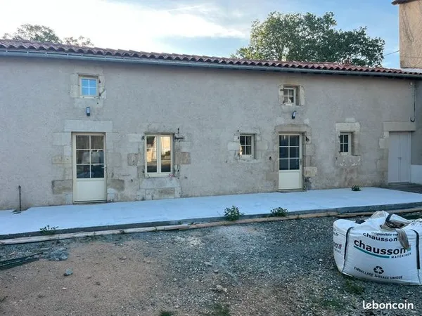 Maison a louer 100 m 2 a cerzeau 6 kms de la creche et saint maixent l'ecole