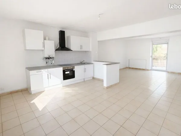 APPARTEMENT 3 CHAMBRES - 90 m²