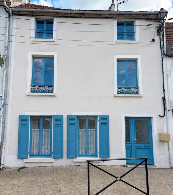 Photo 1
