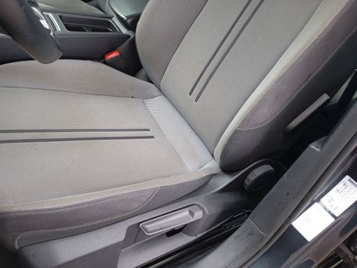 Seat Leon 2.0 TDi 150 DSG7 - Style Business – 2020 – 135803 km – Diesel – Boîte Automatique — photo 16