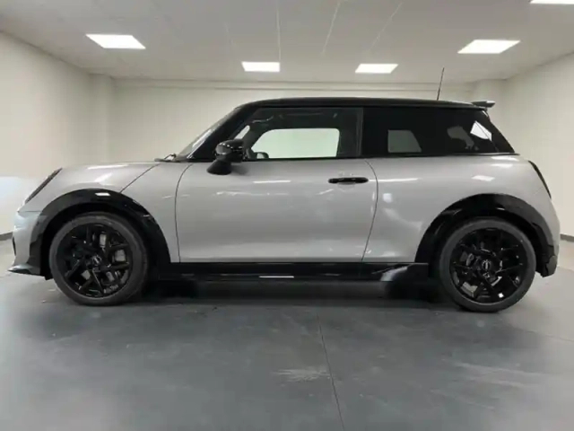 Mini Cooper 3 portes c 156ch jcw dkg7 — photo 6