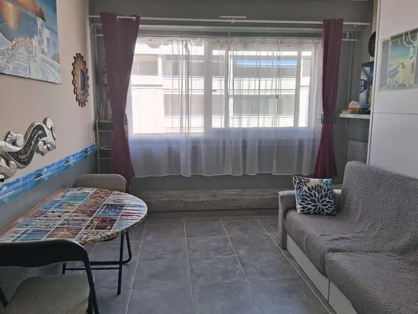 Studio 1 pièce 18 m²