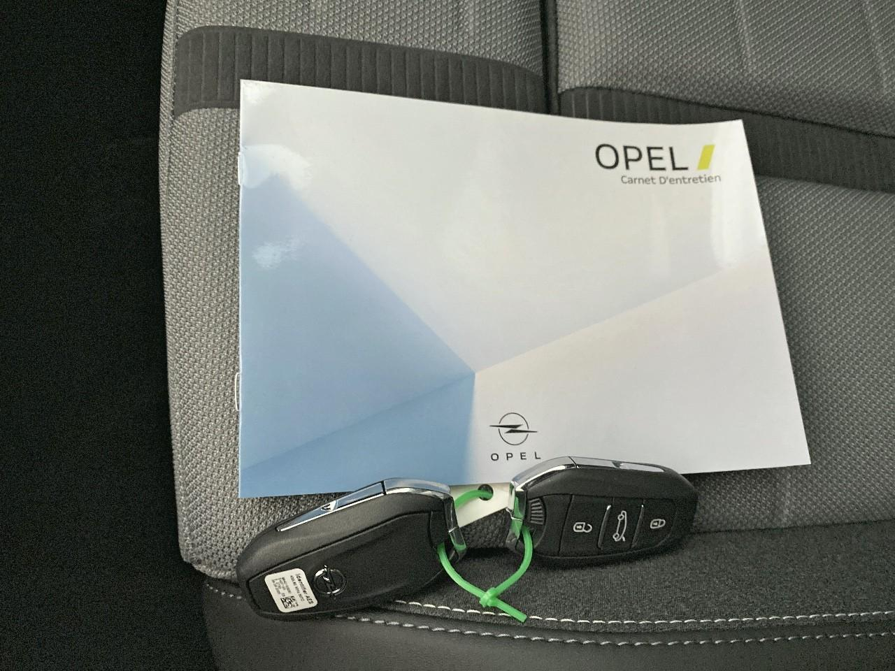 Opel Grandland 1.2 turbo hybrid 145 ch e-dct6 gs — photo 18
