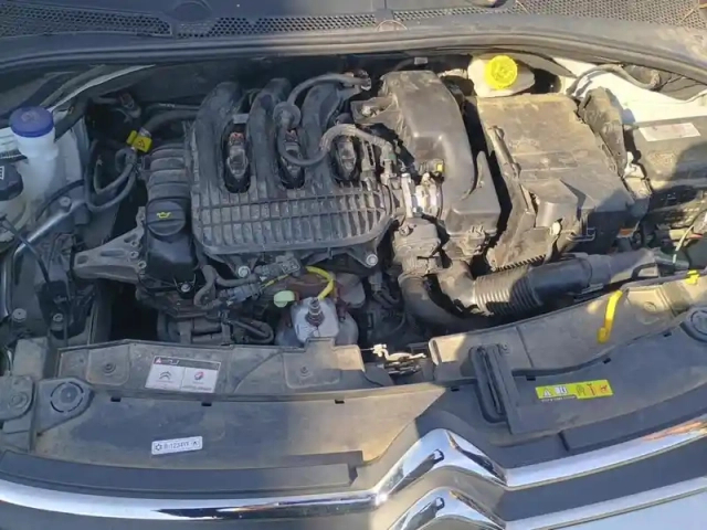 Citroën C3 puretech 83 ch bvm5 you — photo 7