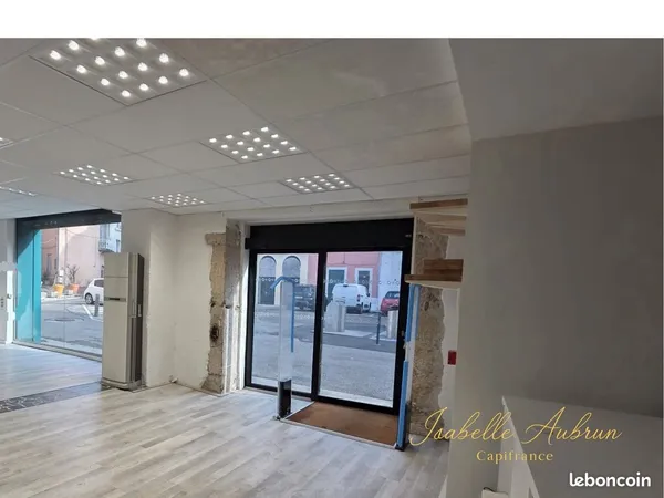Local commercial 423 m²