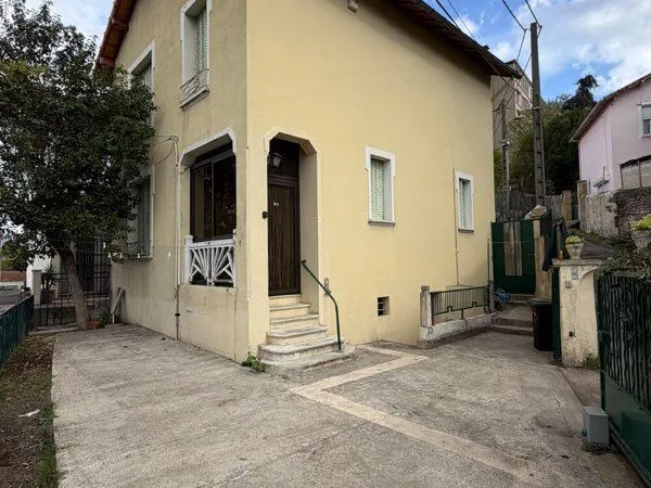 Villa 93m2 avec terrasse et jardinet