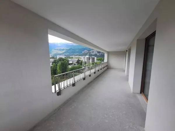 Appartement 5 pièces 114 m²