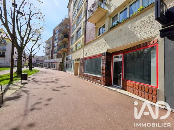Local commercial 1 pièce 46 m²