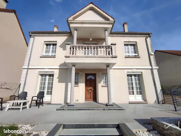 Pavillon 7 pièces 160 m²