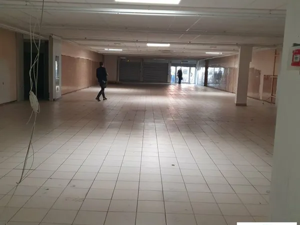 Local commercial 520 m² GRENOBLE