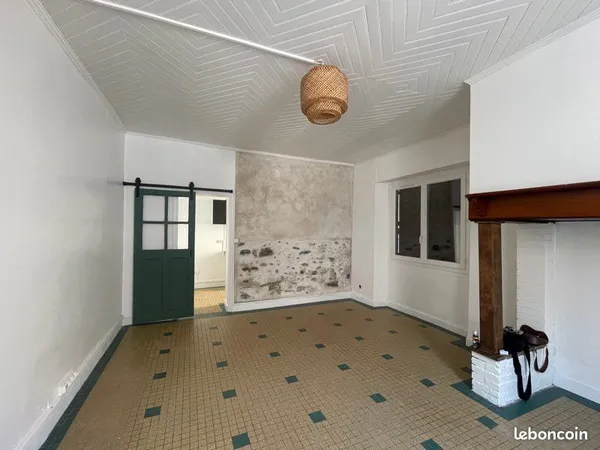 Maison de ville rénovée 100 m2 Lestelle-Bétharam