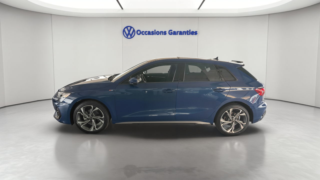 Audi A3 Sportback TFSI Mild Hybrid 150 S tronic 7 — photo 2
