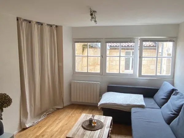À louer appartement meublé quartier St Pierre