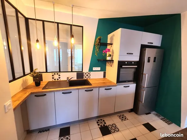 Lyon 3e SAXE GAMBETTA - T2 de 59 m² Carrez traversant, balcon, climatisation, cave