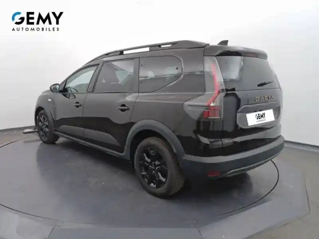 Dacia Jogger tce 110 7 pl — photo 42